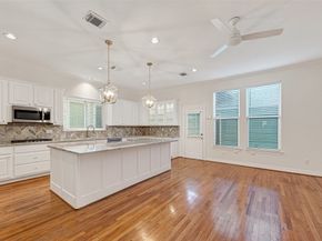 431 Westmoreland Street, Houston TX 77006