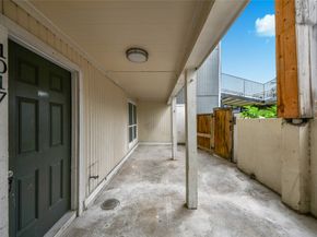 781 Country Place Drive 1017, Houston TX 77079