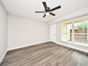 781 Country Place Drive 1017, Houston TX 77079