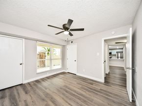 781 Country Place Drive 1017, Houston TX 77079