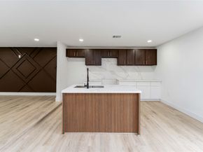 9226 Grady Street, Houston TX 77016