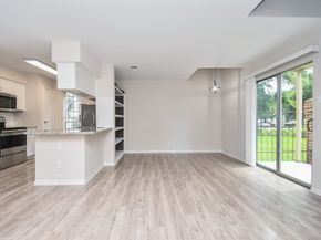 2120 El Paseo 2907 Street, Houston TX 77054