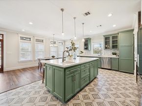 206 North Street, Houston TX 77009