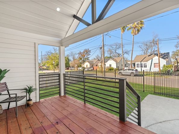 5420 Pease Street, Houston TX 77023