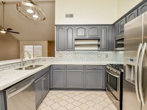 2927 Garden Lane, Sugar Land TX 77479