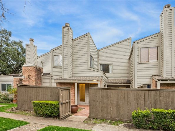 1615 Prairie Mark Lane, Houston TX 77077