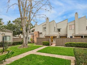 1615 Prairie Mark Lane, Houston TX 77077