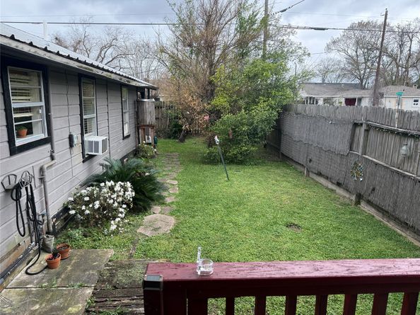 4218 Terry Street, Houston TX 77009