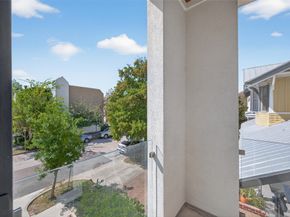 211 Stratford Street, Houston TX 77006