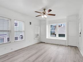 1135 W Clay Street, Houston TX 77019