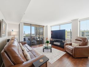3525 Sage Road 909, Houston TX 77056
