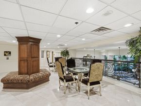 3525 Sage Road 909, Houston TX 77056