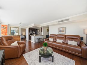 3525 Sage Road 909, Houston TX 77056