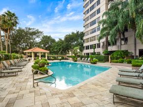 3525 Sage Road 909, Houston TX 77056