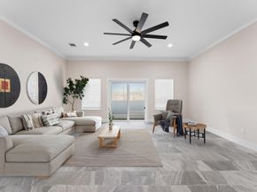 1908 Dismuke Street A, Houston TX 77023