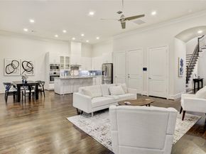 1701 Wrenwood Lakes, Houston TX 77043