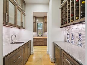 1249 Chippendale Road, Houston TX 77018