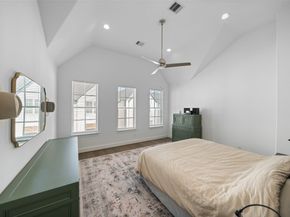 3307 Timbergrove Oaks Street, Houston TX 77008