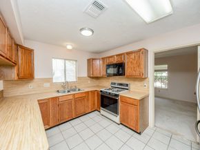 13211 Rosstown Drive, Sugar Land TX 77478