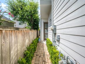 1511 Crockett Street A, Houston TX 77007