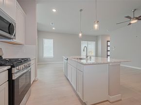 8925 Grovner Place, Houston TX 77055