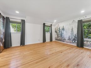 7525 Briar Rose Drive, Houston TX 77063