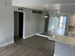 9550 Deering Drive 208, Houston TX 77036