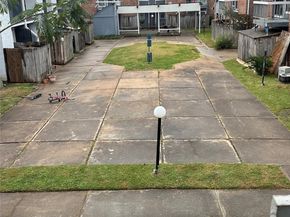 9550 Deering Drive 208, Houston TX 77036