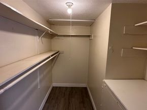 9550 Deering Drive 208, Houston TX 77036