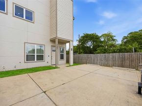9320 Coffee Street AB, Houston TX 77033