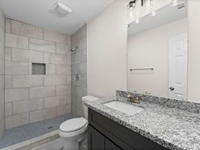 1615 Mckee Street, Houston TX 77009