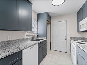 1615 Mckee Street, Houston TX 77009