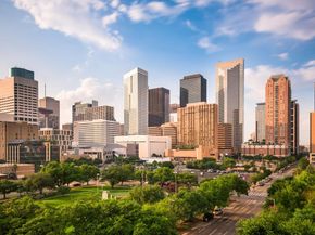 1615 Mckee Street, Houston TX 77009