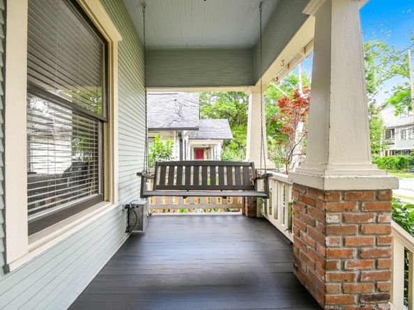209 E Woodland Street, Houston TX 77009