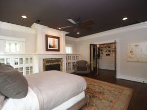 209 E Woodland Street, Houston TX 77009