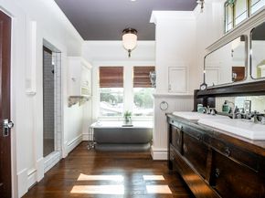 209 E Woodland Street, Houston TX 77009