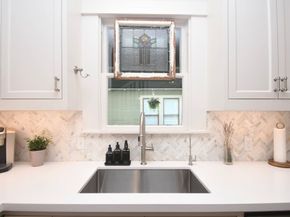 209 E Woodland Street, Houston TX 77009