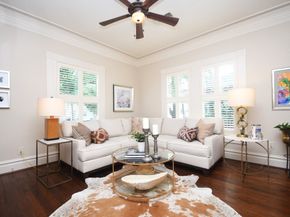 209 E Woodland Street, Houston TX 77009