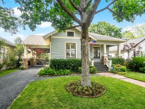209 E Woodland Street, Houston TX 77009