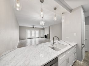 346 Wilcrest Drive 346, Houston TX 77042
