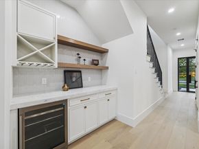 614 Eleanor Street, Houston TX 77009