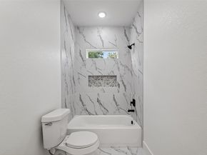9334 Waller Street, Houston TX 77012
