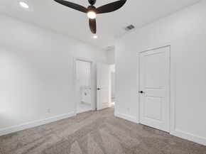 9334 Waller Street, Houston TX 77012