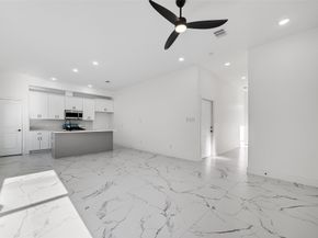 9334 Waller Street, Houston TX 77012