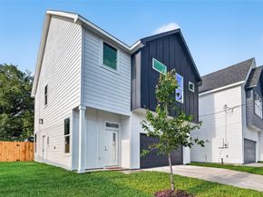 9334 Waller Street, Houston TX 77012