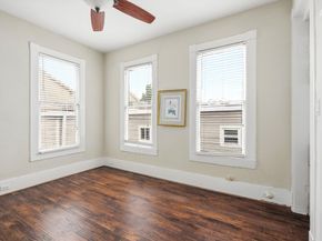 220 Marshall Street, Houston TX 77006