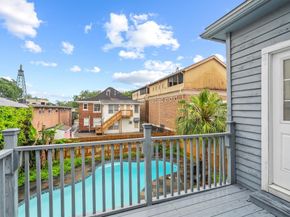 220 Marshall Street, Houston TX 77006