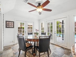 220 Marshall Street, Houston TX 77006