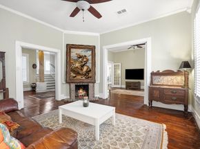220 Marshall Street, Houston TX 77006
