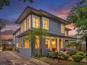 220 Marshall Street, Houston TX 77006